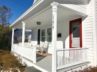 144 Chestnut St, Amherst, MA 01002