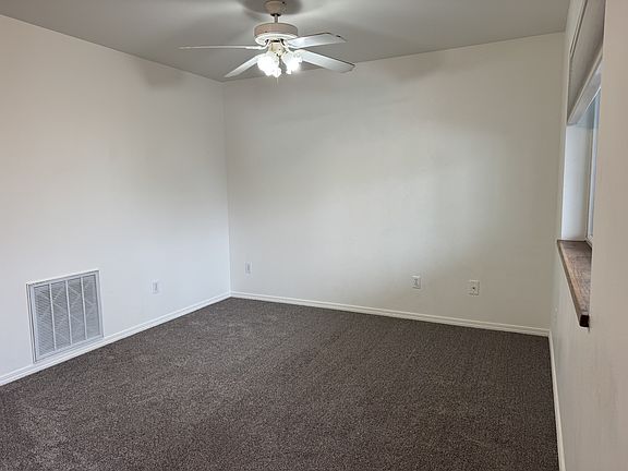 3rd image of 210 Show Pl APT C