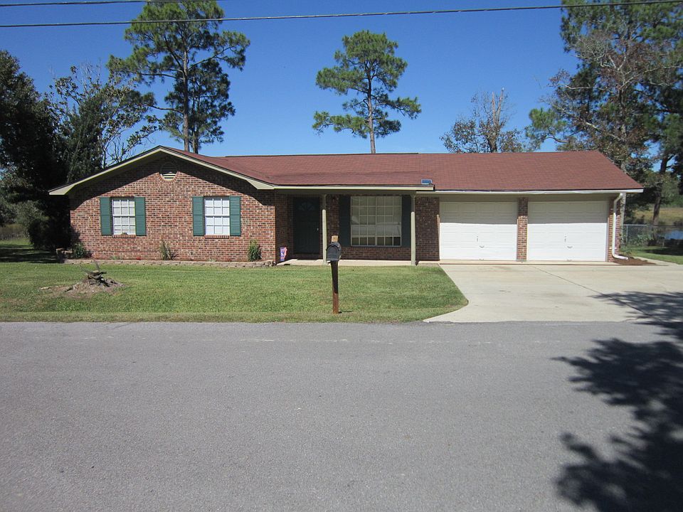 1st image of 2229 E Simmons Bayou Dr