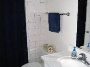 1660 Templeton Ct, Mundelein, IL
