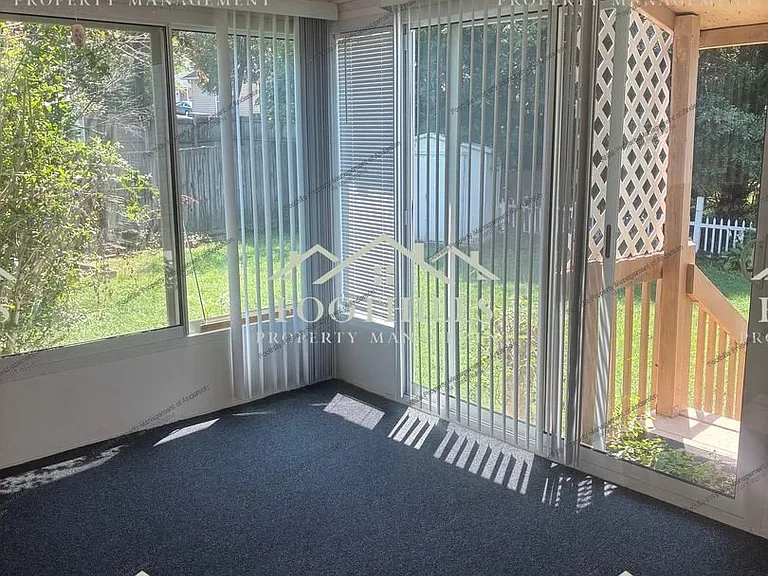 1003 Ravenswood Dr — Photo 13