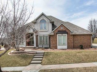 853 Dorothy Kay Dr, Dubuque, IA 52003