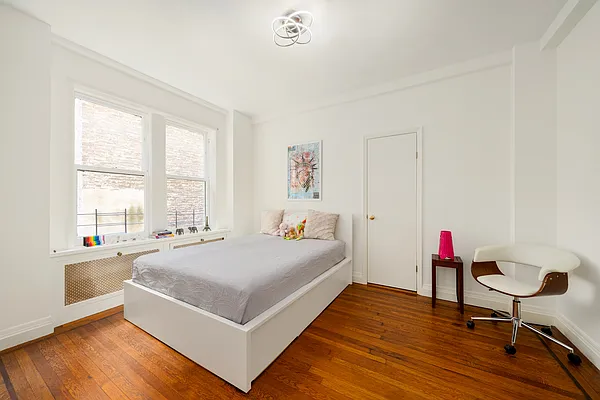 Sold by Compass | media 7