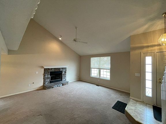 5th image of 5707-5713 Thornbriar Ln