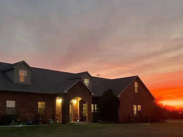 16350 SW 15th St, El Reno, OK 73036