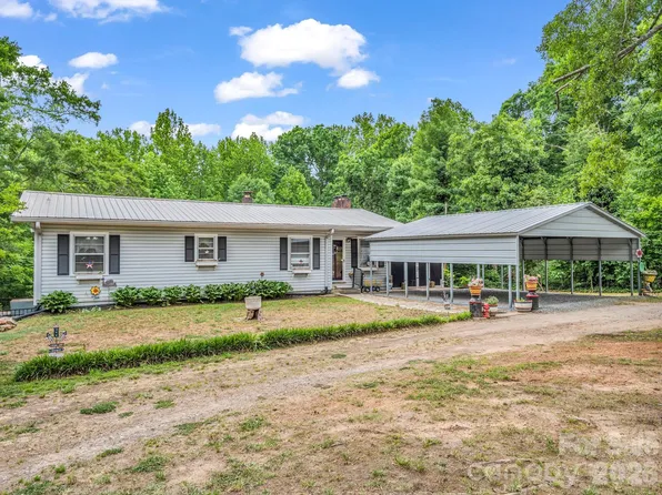 408 Hollis Rd, Ellenboro, NC 28040