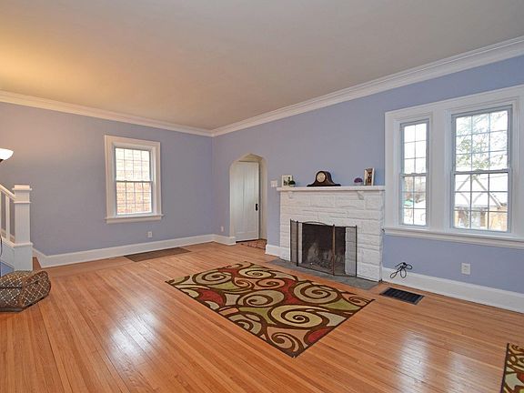 4th image of 3515 Mary Anne Ln