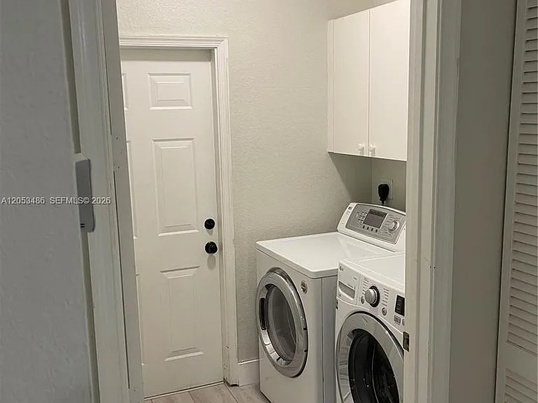 2727 Center Court Dr — Photo 12