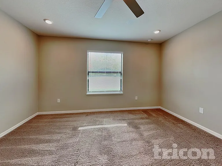 4648 Lindever Ln — Photo 6