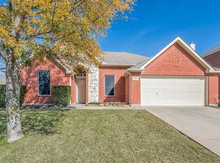 302 Tarpan Trl, Celina, TX 75009