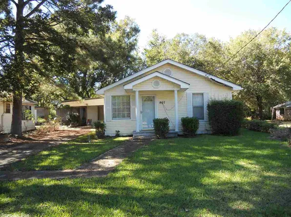 807 N Myrtle St, Warren, AR 71671