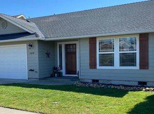 1676 Leonard Rd, Grants Pass, OR 97527