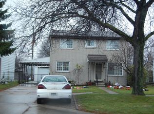 25933 Schoenherr Rd, Warren, MI 48089