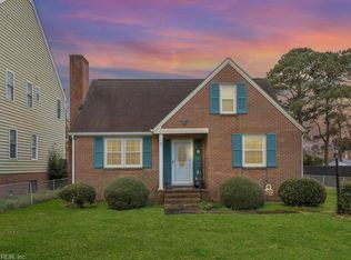 7 Algernourne St, Hampton, VA 23664