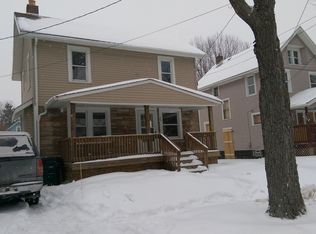 980 Neptune Ave, Akron, OH 44301