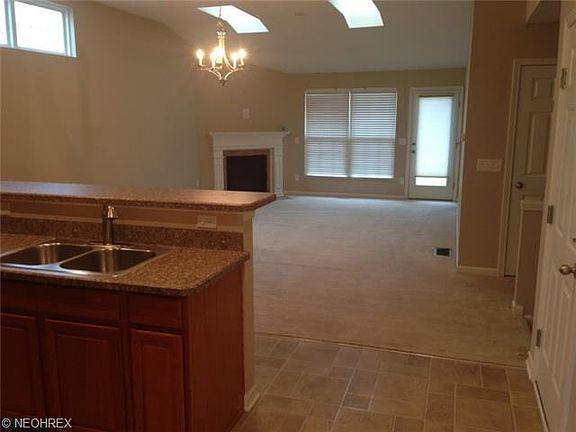 4th image of 2880 Emma Ln