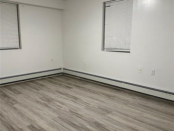 4th image of 4018 Harper Ave Floor 1