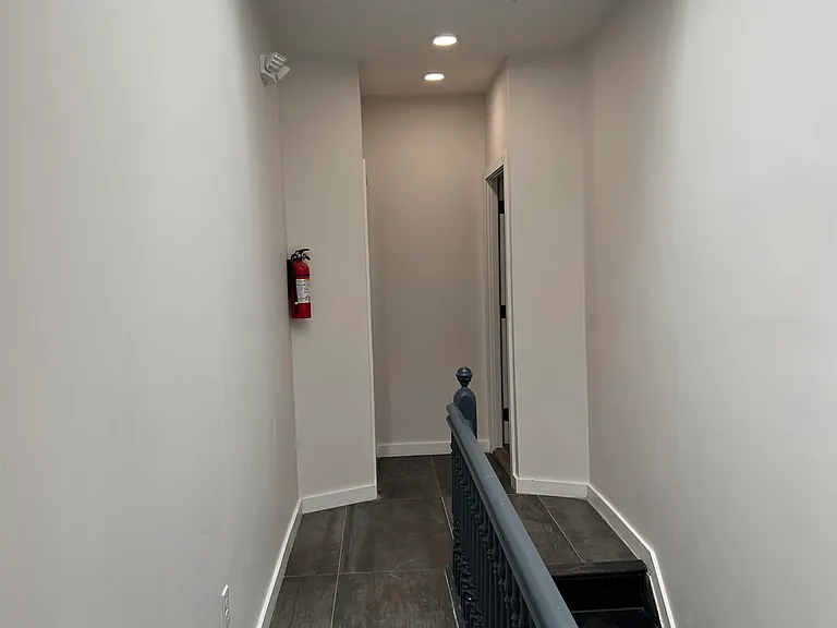 107 Magazine St #2R — Photo 14