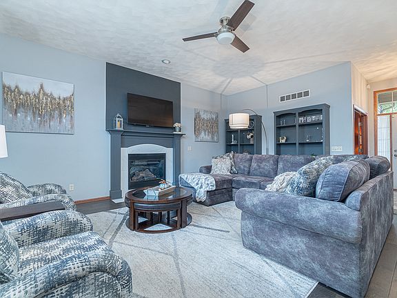 2nd image of 216 Trent Ln