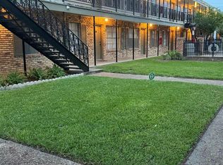 3131 Sw Fwy #B17, Houston, TX 77007