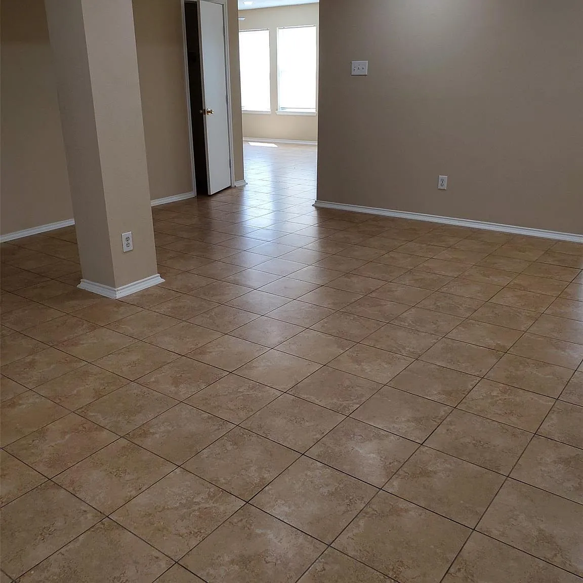 3 bed, 2.5 bath, $2,200 — Photo 4