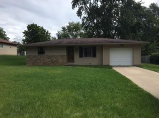 1811 Wayside Dr, Fort Wayne, IN 46818