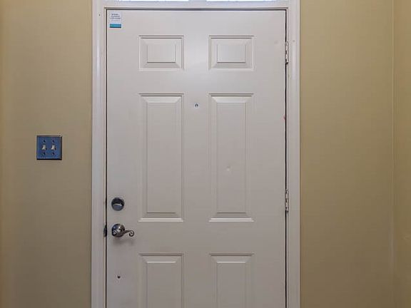 3rd image of 9356 Garden Woods Dr