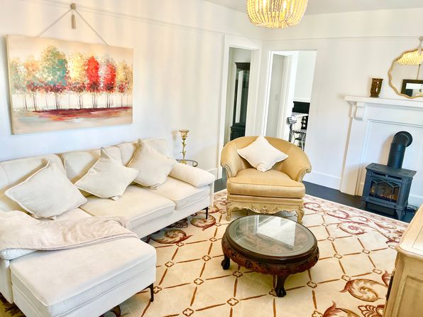 (undisclosed Address)