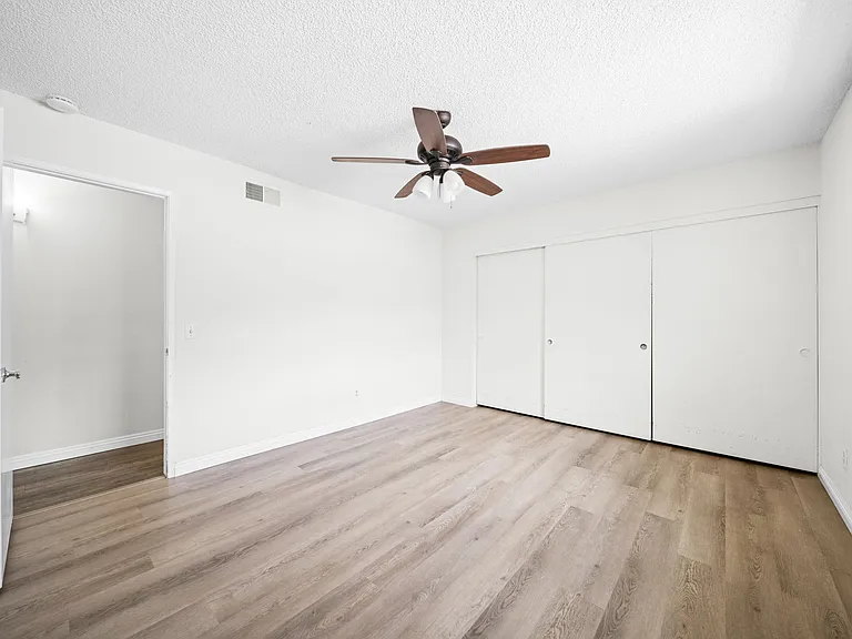 7608 Hyssop Dr — Photo 25