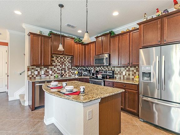 5th image of 9998 Eagle Creek Center Blvd