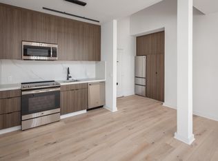 10910 Kinross Ave #201, Los Angeles, CA 90024