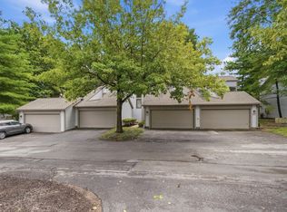 2691 Woodland Trail Dr, Columbus, OH 43231
