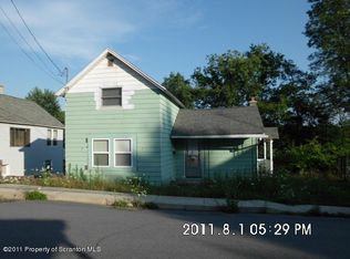 78 Jefferson Ave, Carbondale, PA 18407