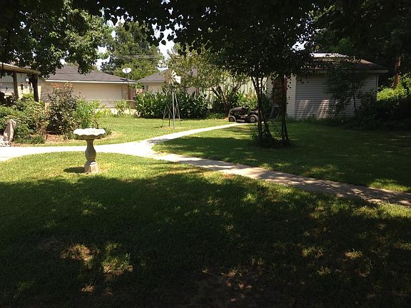 4th image of 1309 Parkway Cir