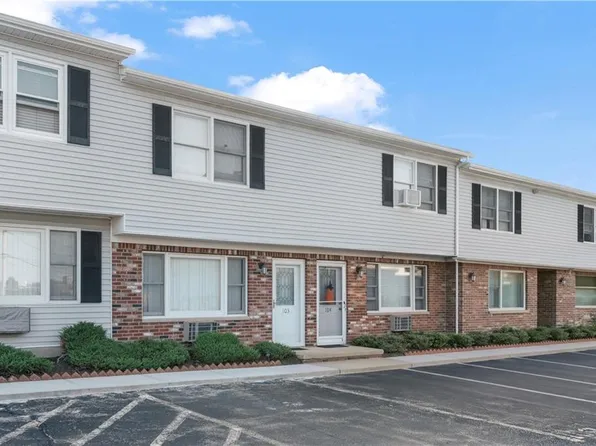 2 Fera St APT 103, North Providence, RI 02904