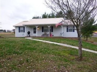 807 Foxglove Ln, Morristown, TN 37814