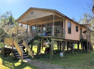 1429 Colony Ln, Angleton, TX 77515