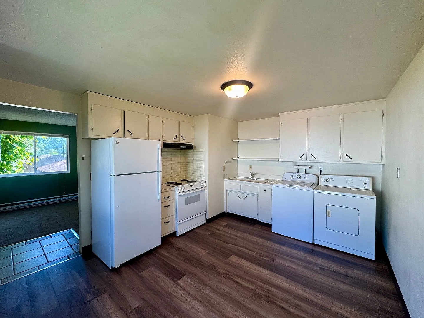 129 Hs McDowell — Photo 2