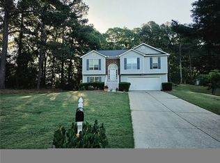397 E Sycamore Dr, Winder, GA 30680