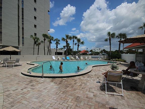 5th image of 1290 Gulf Blvd APT 1504