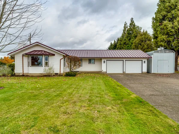 29329 Lingo Ln, Junction City, OR 97448