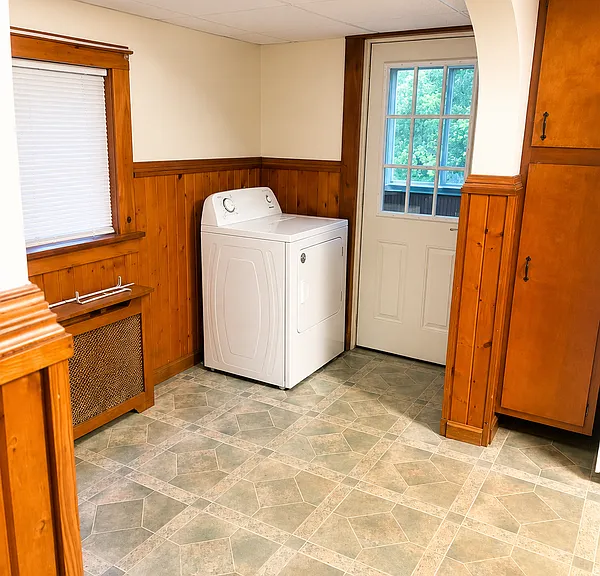 100 Lancaster St #1 — Photo 4