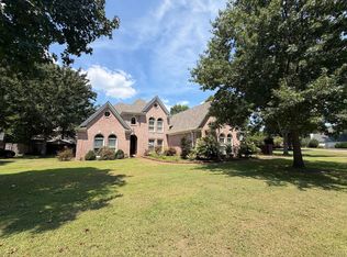 9325 Beaver Valley Ln, Cordova, TN 38018