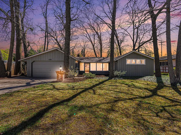 1390 40th St SW, Wyoming, MI 49509