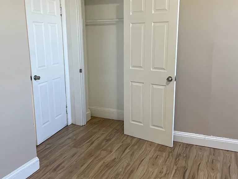 18 Lawton Ave #2 — Photo 21