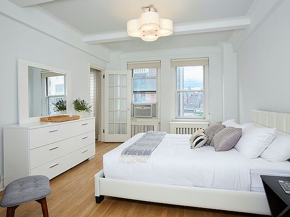 3rd image of 145 W 79th St APT 11B