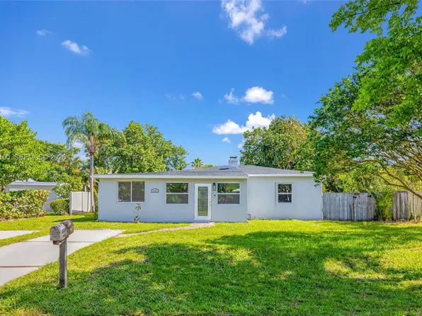 3405 Robbins Rd, Pompano Beach, FL 33062