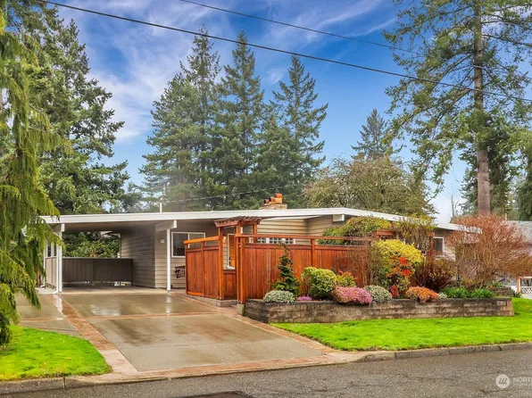 15904 Main Street, Bellevue, WA 98008