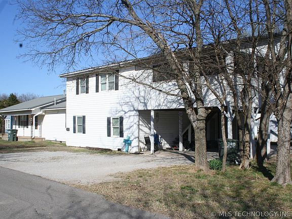 3rd image of 56 15th St