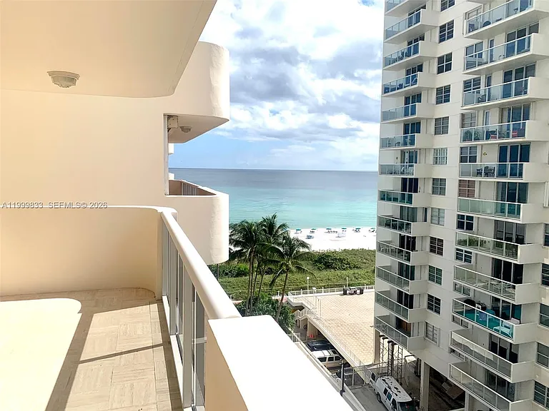5757 Collins Ave #1003 — Photo 17